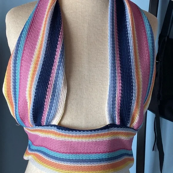 Crop Top - Picture 3 of 5